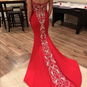 PROMDRESS JOVANI